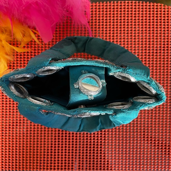 Funky and fun party purse! - Picture 5 of 6